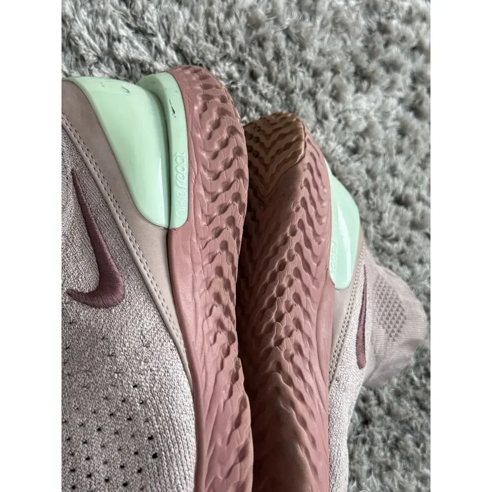 Nike Rise React Flyknit Smokey Mauve Womens Size 11 Running Shoes AV5553-226